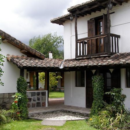 Hosteria Hotel Cuello De Luna - Cotopaxi - Country Inn Lasso Bagian luar foto